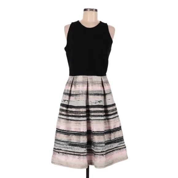 Carmen Marc Valvo Sleeveless Dress Size 8 - Picture 1 of 2